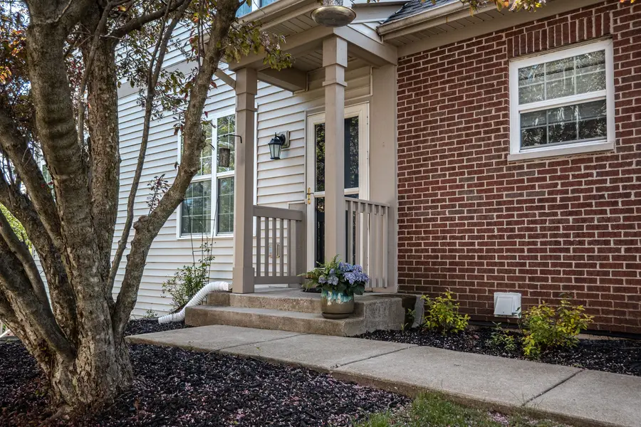 758 Oak Hollow Drive, Crystal Lake, IL 60014 - #3