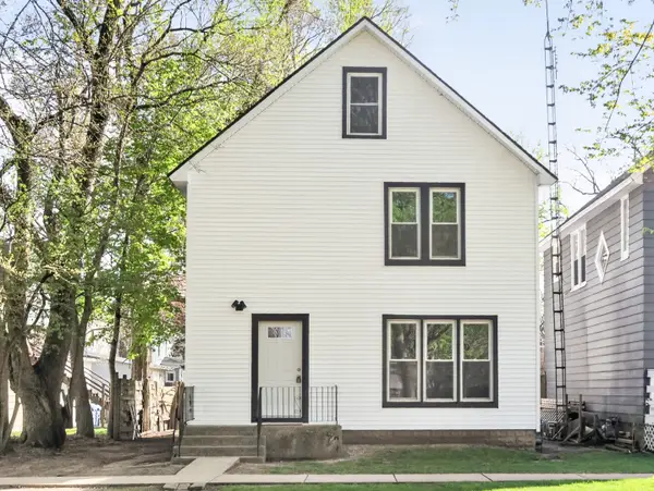 224 E Garden Street, DeKalb, IL 60115