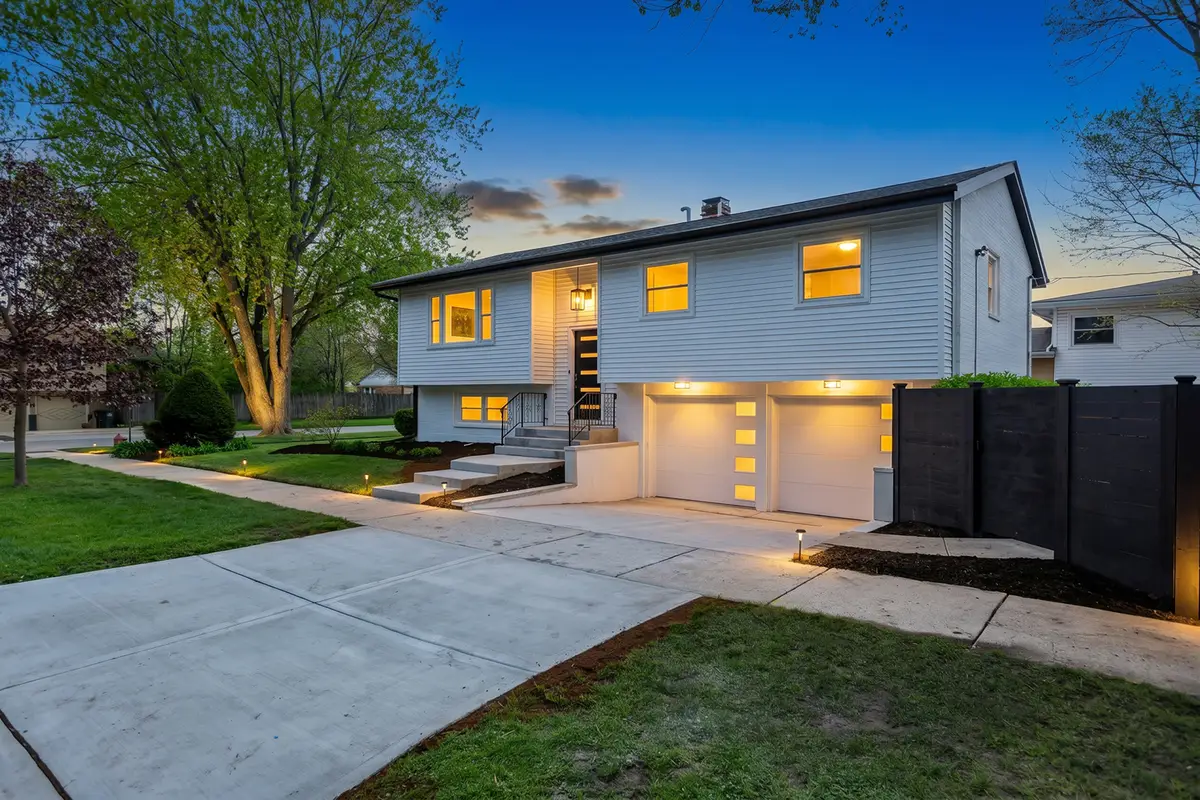 9132 Lincolnwood Drive, Evanston, IL 60203 - #1