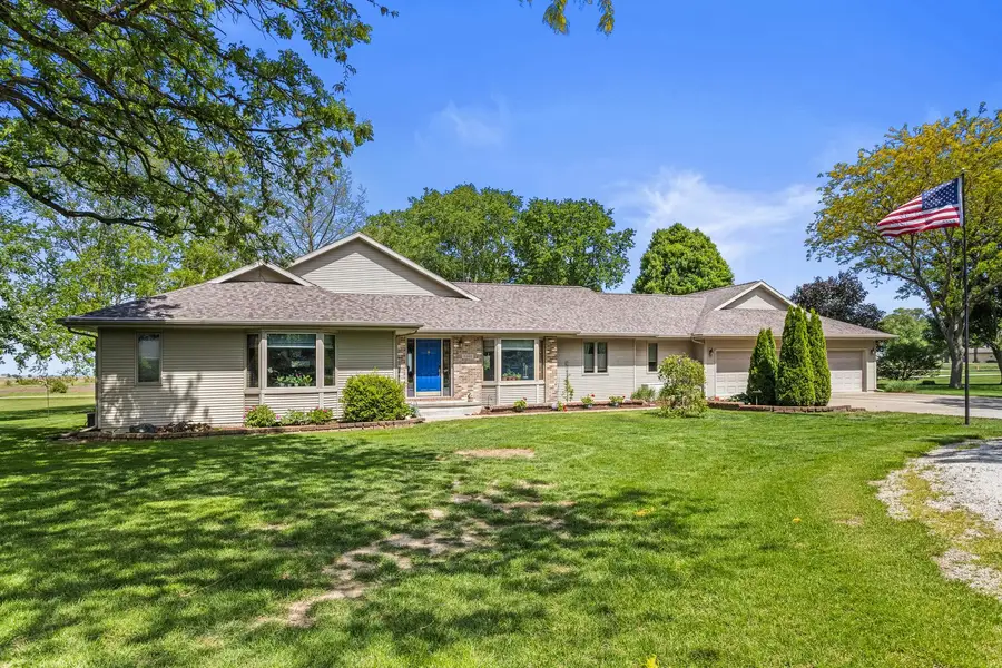 3260 Greenwood Drive, Dewey, IL 61840 - #3