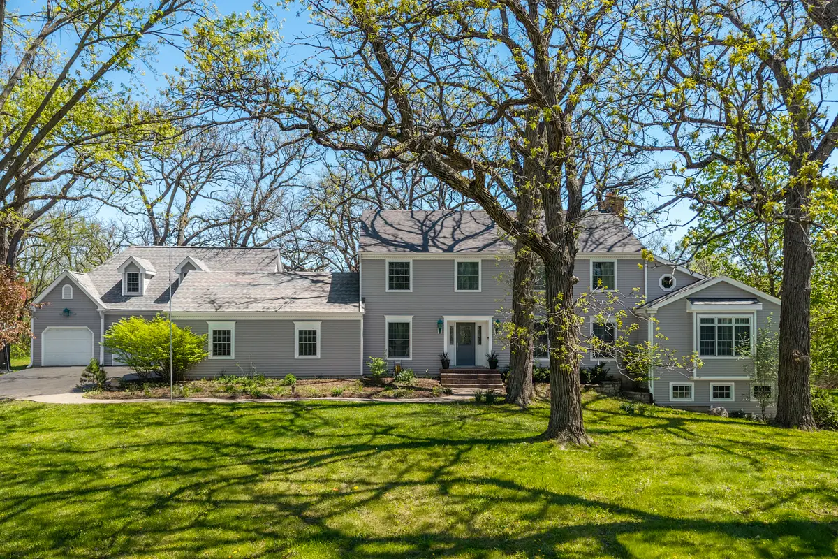 21101 N Middleton Drive, Kildeer, IL 60047 - #1