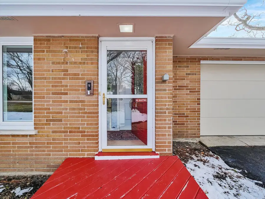 21W051 Woodview Drive, Itasca, IL 60143 - #3