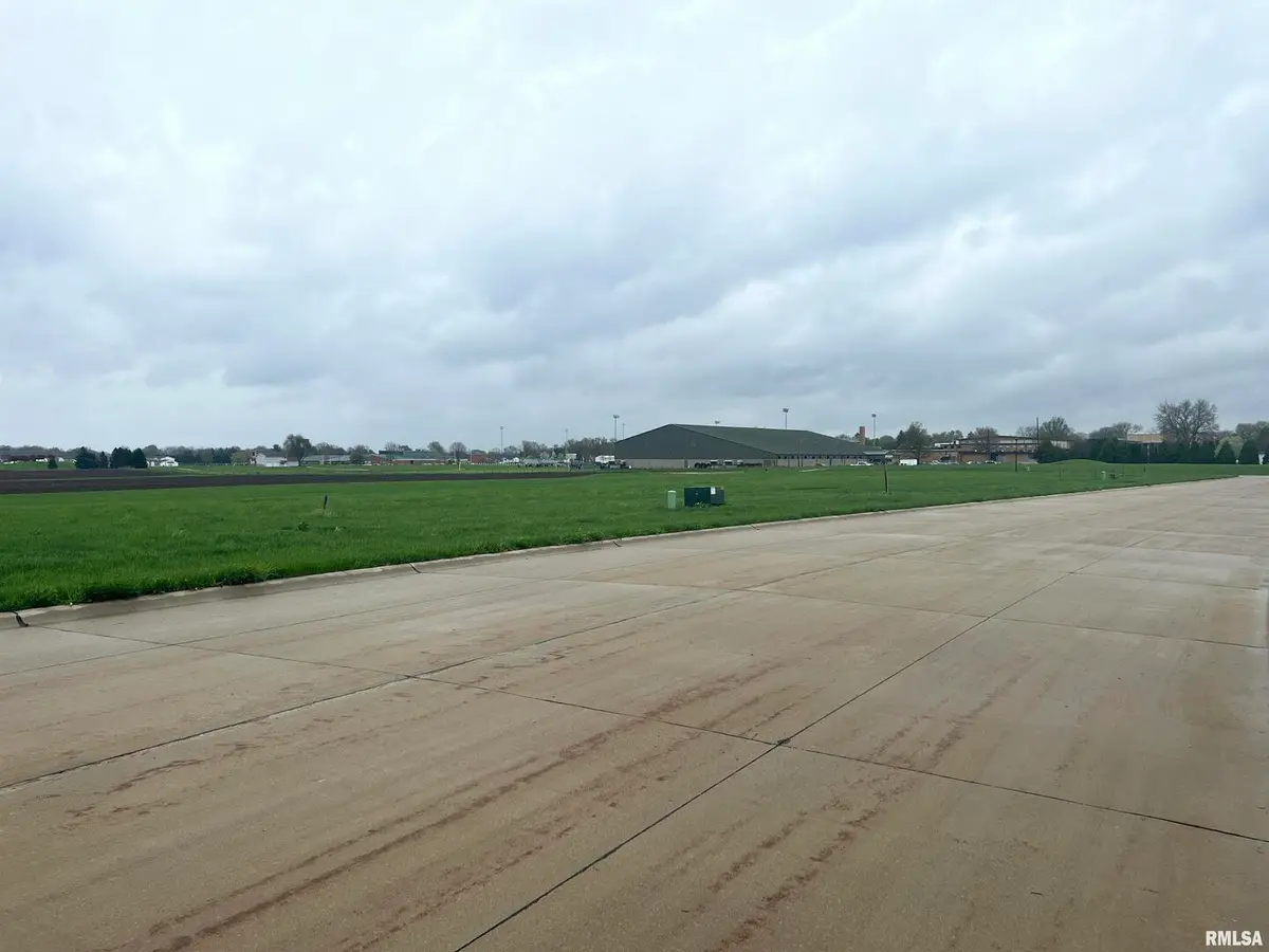 819 Darnall Drive, Geneseo, IL 61254 - #1