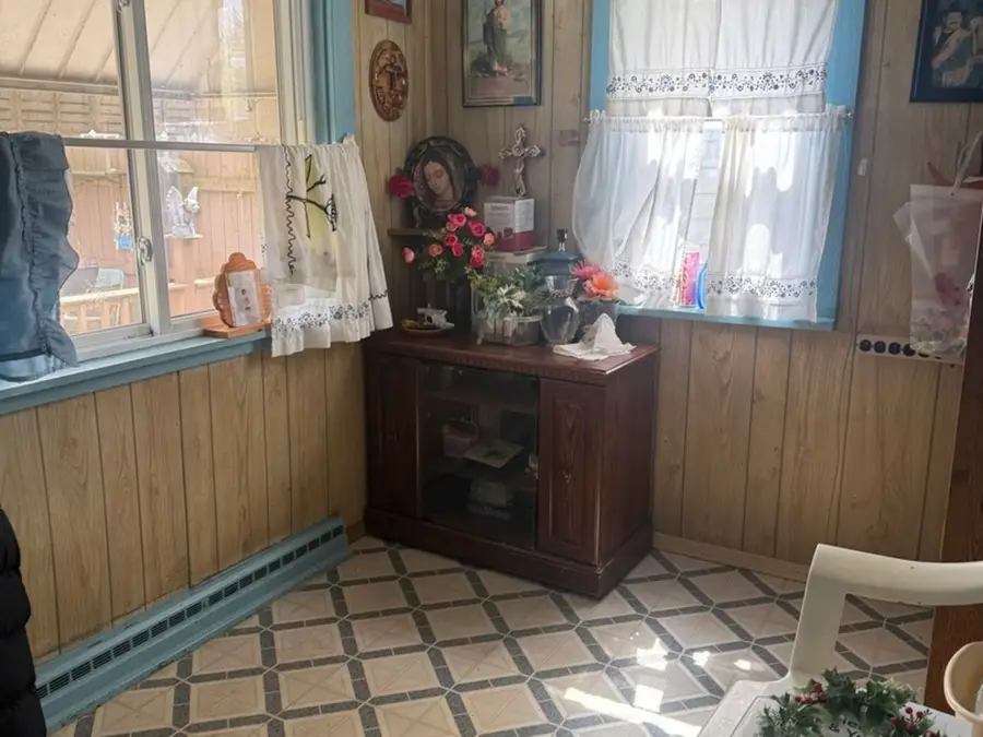 1233 Park Avenue, North Chicago, IL 60064 - #3