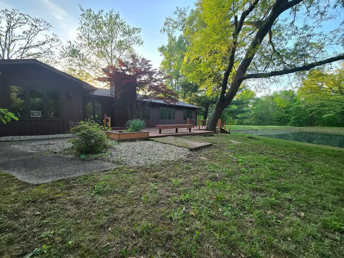 17647 N Old Centralia Lane, Mount Vernon, IL 62864 - #1