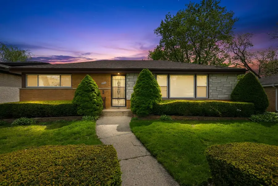 9527 Lowell Avenue, Skokie, IL 60076 - #2