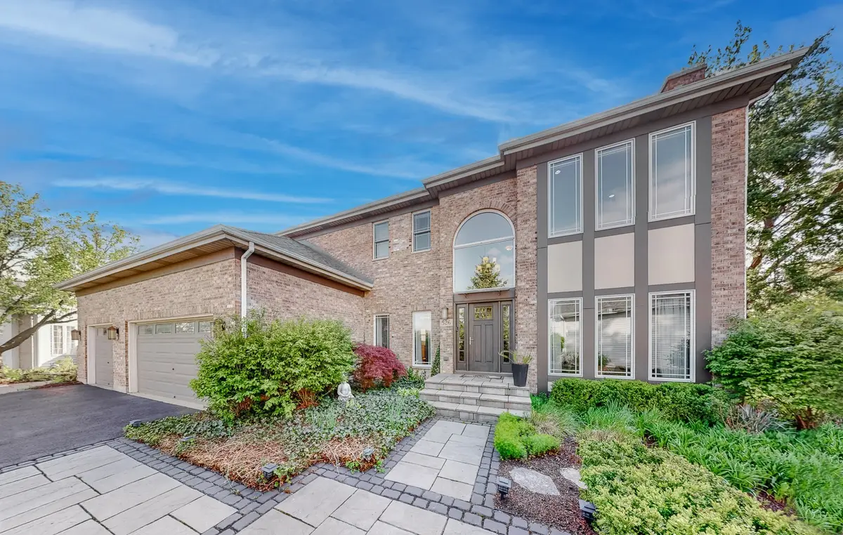 526 Spruce Lane, Lisle, IL 60532 - #1