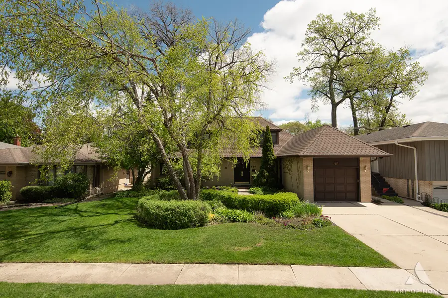 829 Sylviawood Avenue, Park Ridge, IL 60068 - #2