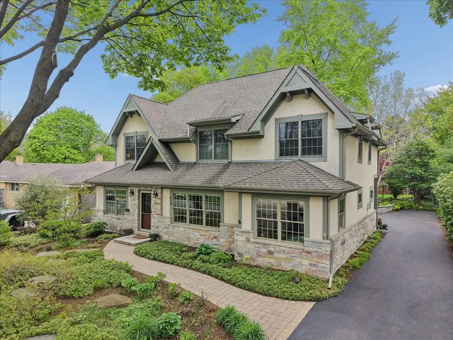 512 Oak Street, Libertyville, IL 60048 - #2