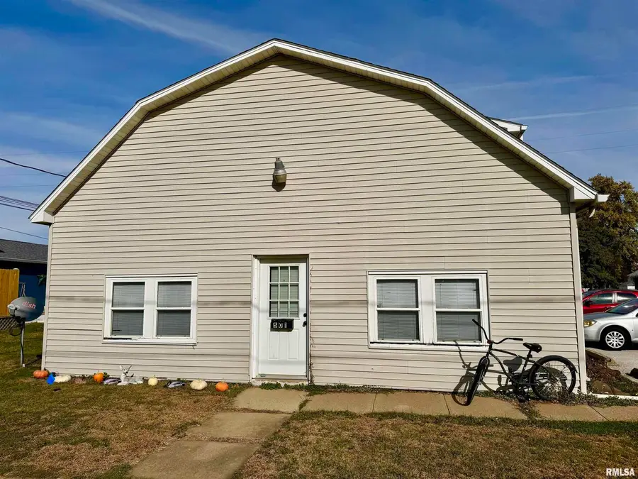 501 SW 3rd Street, Aledo, IL 61231 - #2