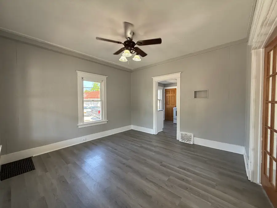 4315 4th Avenue, Moline, IL 61265 - #2