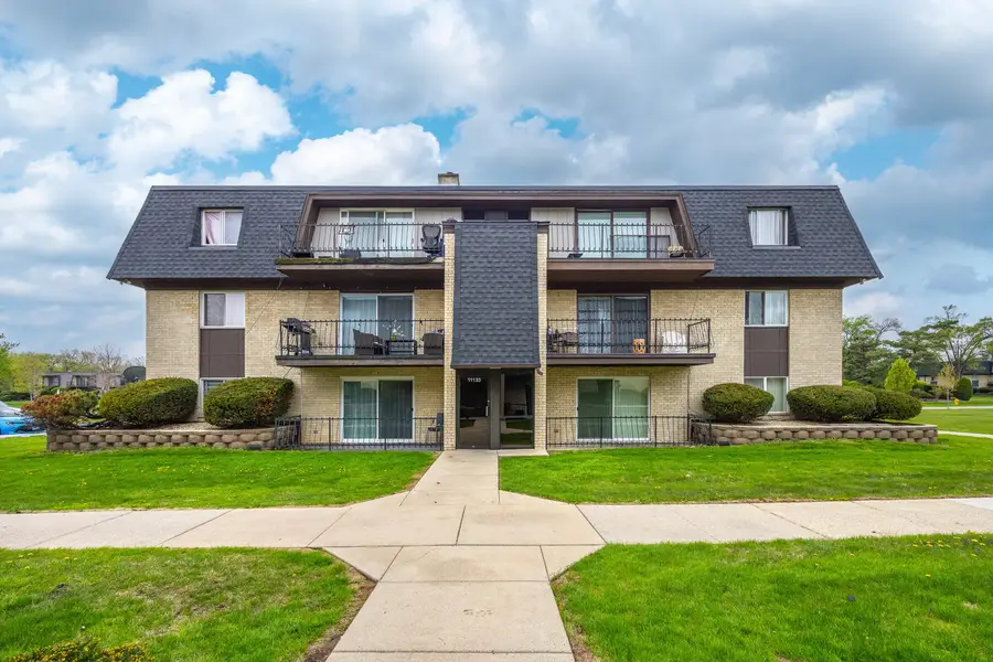 11133 S 84th Avenue #1B, Palos Hills, IL 60465 - #2