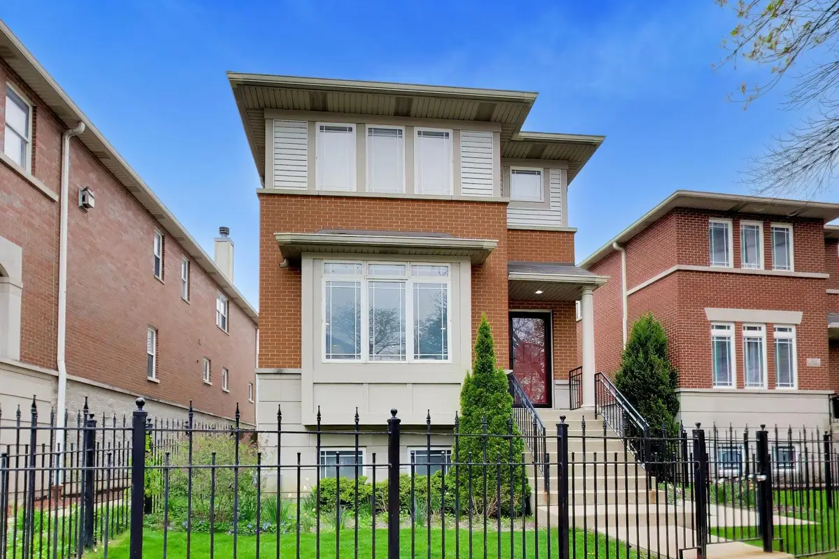 4856 S Cornell Avenue, Chicago, IL 60615 - #1