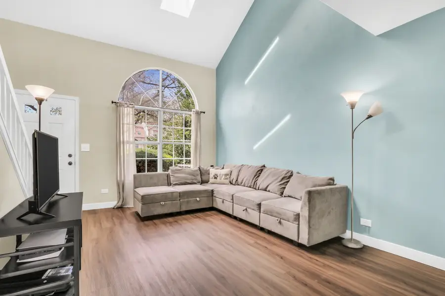 565 Ascot Lane, Streamwood, IL 60107 - #3