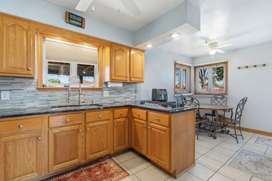 512 Chaney Street, Crest Hill, IL 60403 - #3