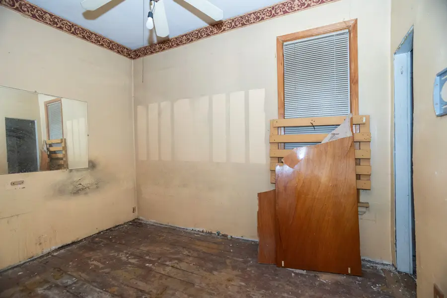 1541 W Marquette Road, Chicago, IL 60636 - #3