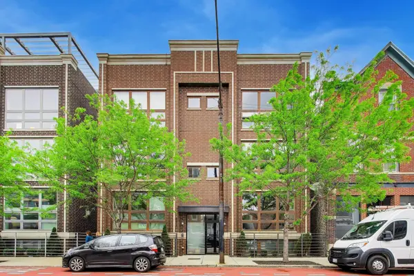 2312 W Belmont Avenue #1E, Chicago, IL 60618