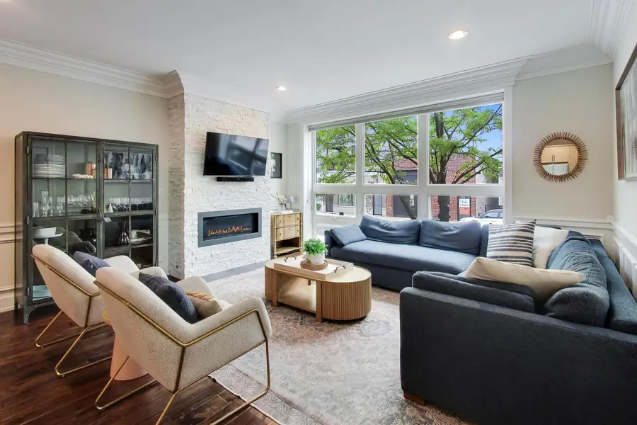 2312 W Belmont Avenue #1E, Chicago, IL 60618 - #2