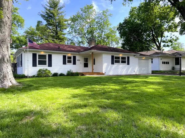 1608 Chevy Chase Drive, Champaign, IL 61821
