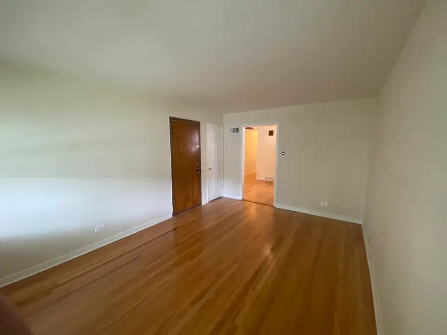 8227 Keating Avenue #1B, Skokie, IL 60076 - #3