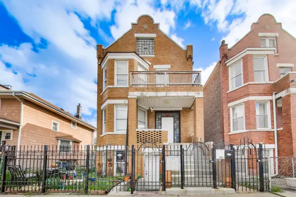 2825 W Pershing Road, Chicago, IL 60632