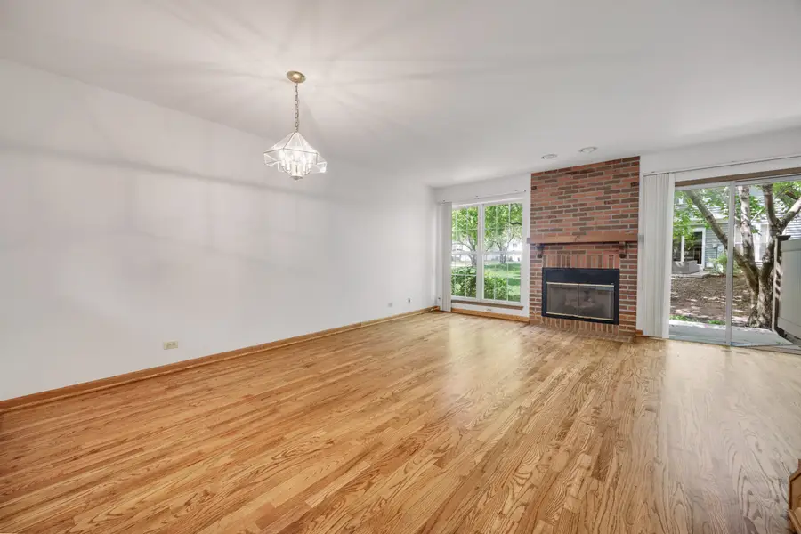 942 Little Falls Court, Elk Grove Village, IL 60007 - #2