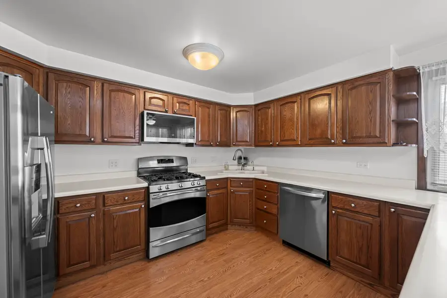 10505 S Kilbourn Avenue, Oak Lawn, IL 60453 - #3