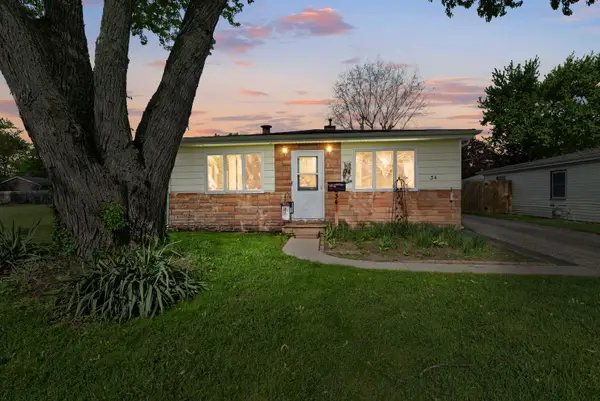 34 N California Avenue, Mundelein, IL 60060