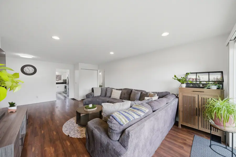 116 Steeple Drive #B, Buffalo Grove, IL 60089 - #3
