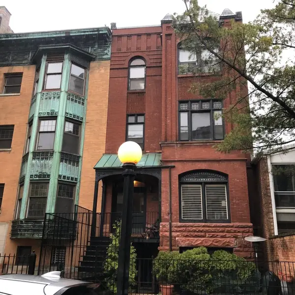 350 W Dickens Avenue #Garden, Chicago, IL 60614