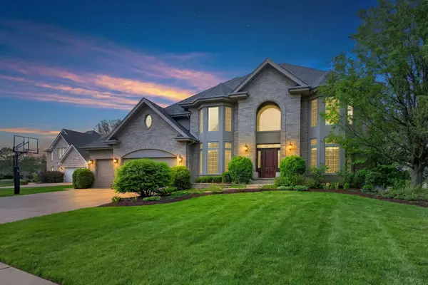 1376 Chapman Drive, Darien, IL 60561