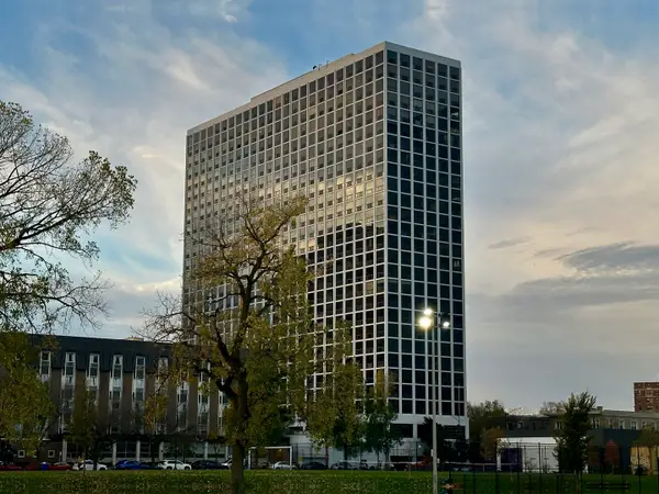 4343 N Clarendon Avenue #2505, Chicago, IL 60613