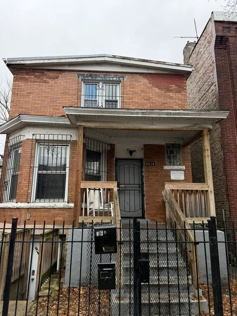 6624 S Marquette Road, Chicago, IL 60637 - #1