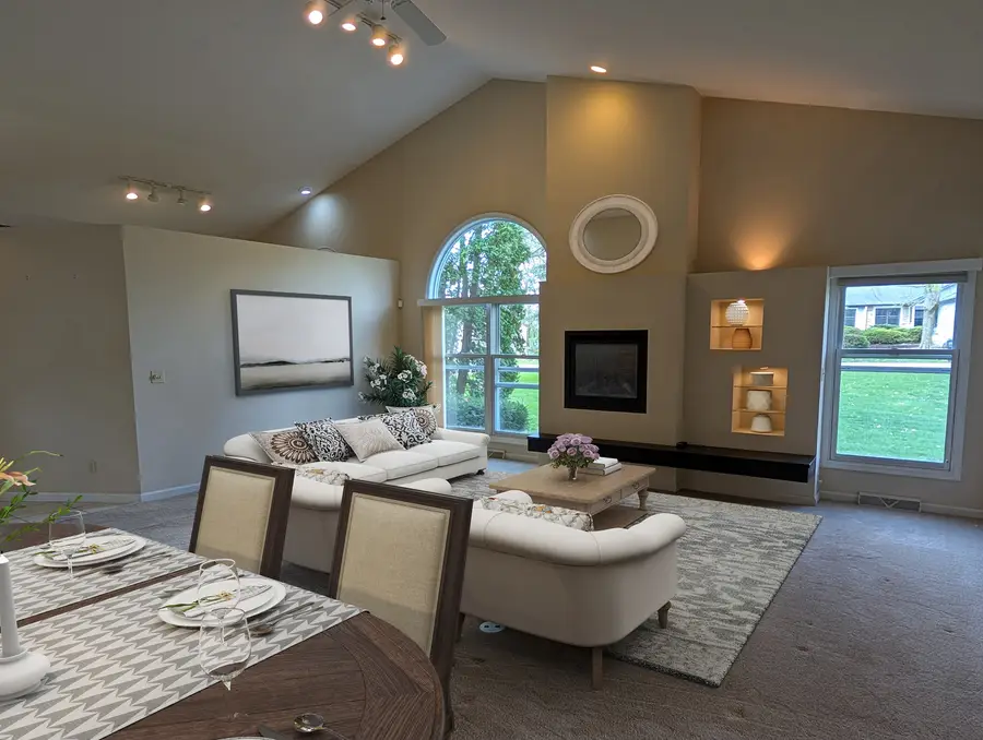 3447 Daren Drive #1, Freeport, IL 61032 - #3