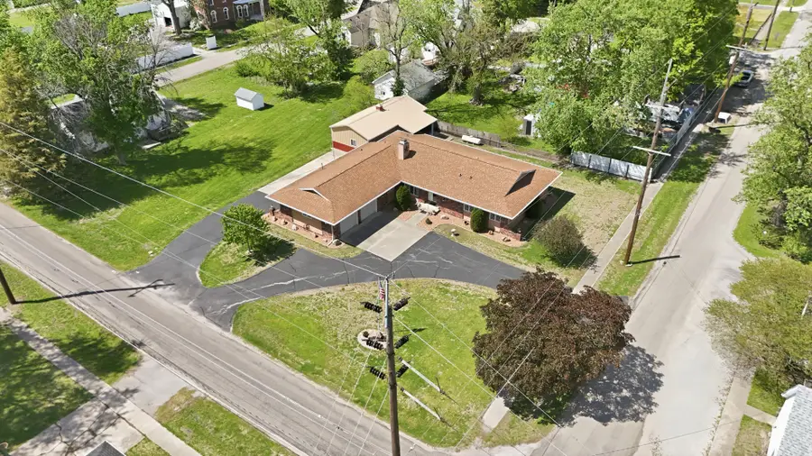 208 Water Street, Kansas, IL 61933 - #3