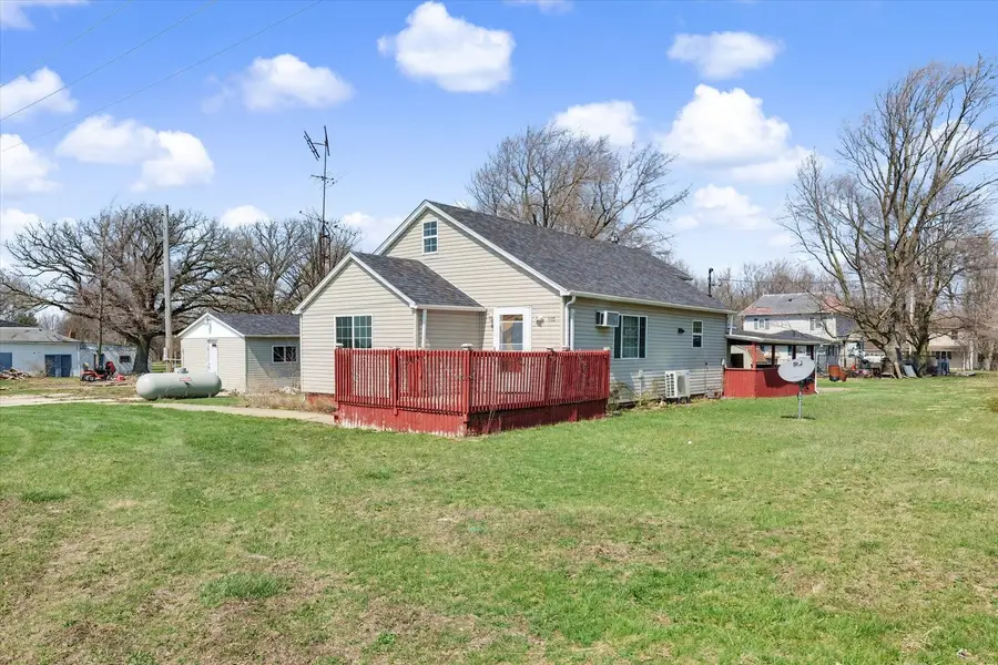 110 W State Route 54 Road, Roberts, IL 60962 - #2