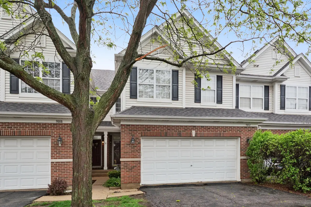 9012 Buckingham Park Drive, Des Plaines, IL 60016 - #1