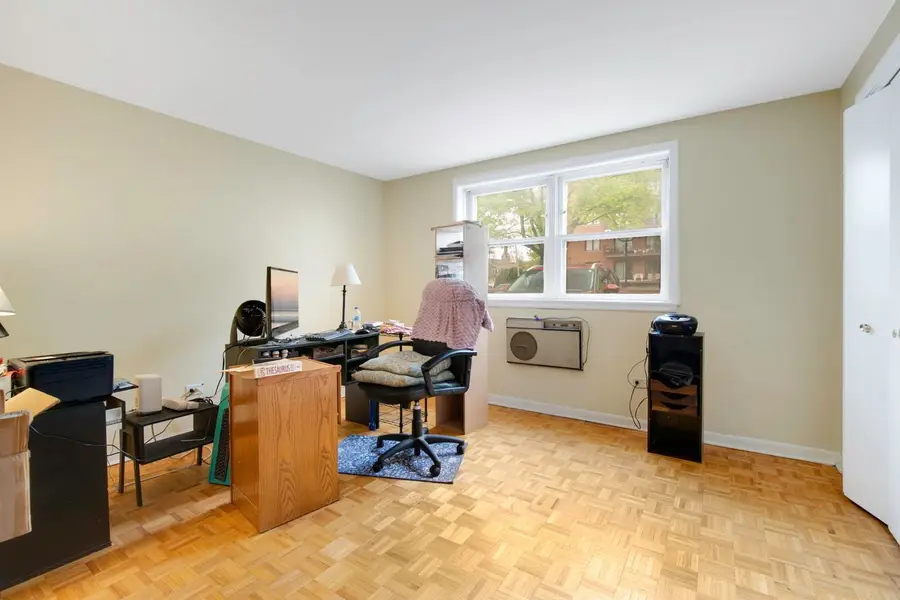 5220 Oakton Street #103, Skokie, IL 60077 - #3