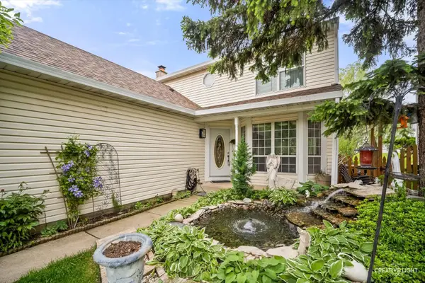 1837 Grosse Pointe Circle, Hanover Park, IL 60133