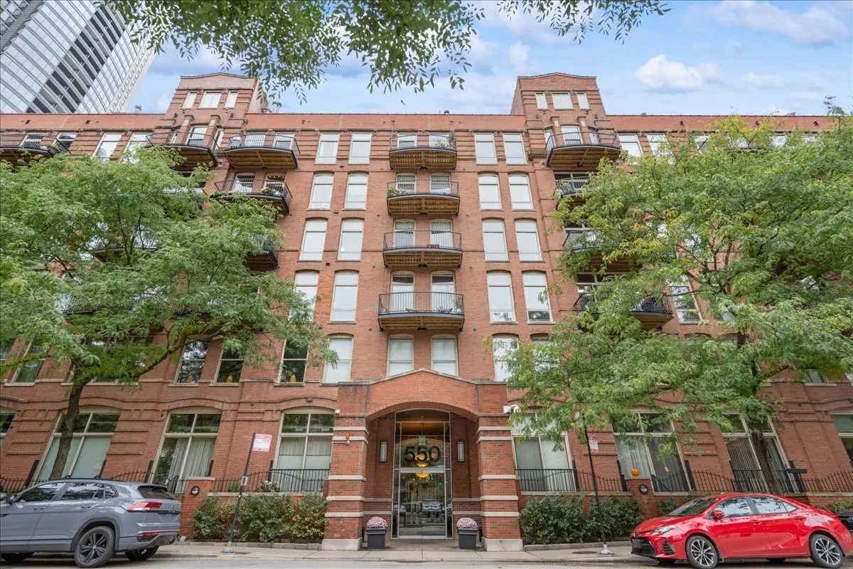 550 N Kingsbury Street #614, Chicago, IL 60654 - #1