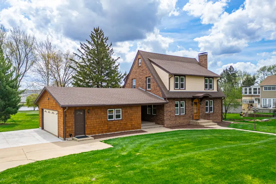 629 E Lincoln Avenue, Belvidere, IL 61008 - #2