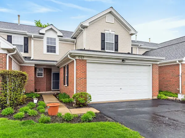 642 Legend Lane #642, McHenry, IL 60050