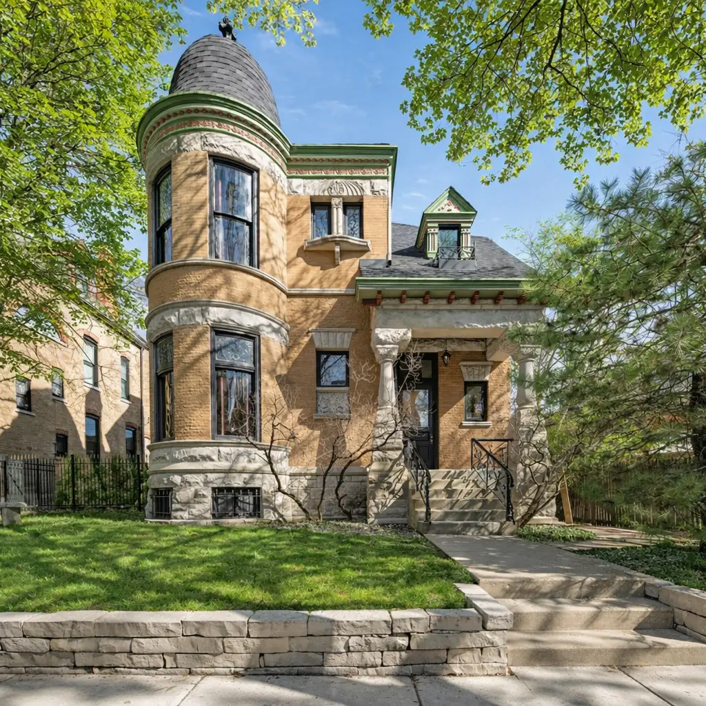 2138 W Caton Street, Chicago, IL 60647 - #1
