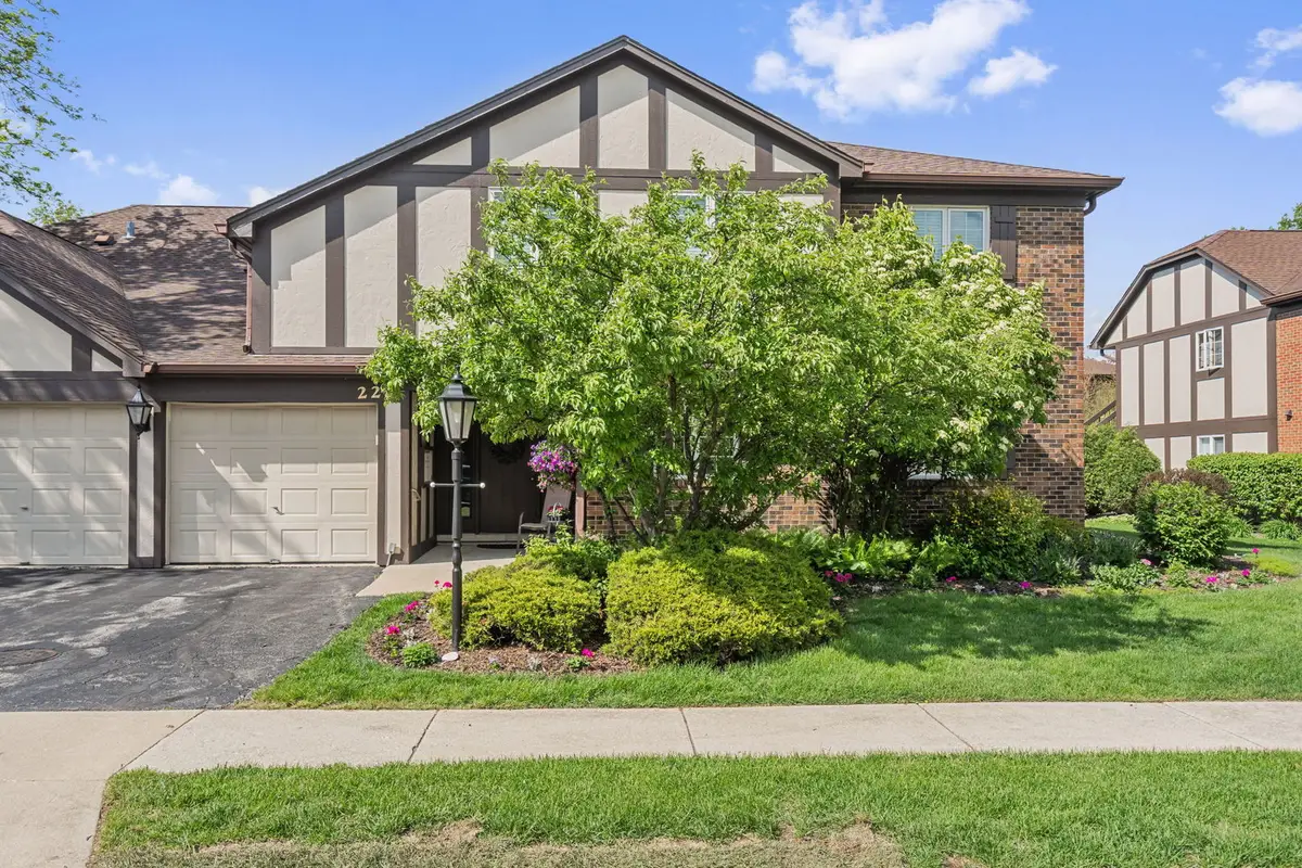 228 Brookside Lane, Willowbrook, IL 60527 - #1