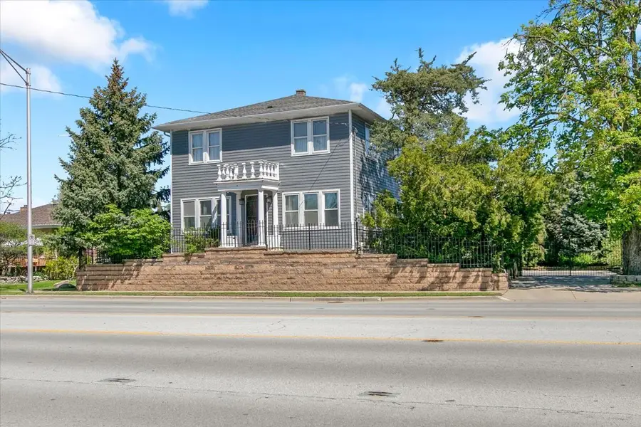 4108 W 103rd Street, Oak Lawn, IL 60453 - #3