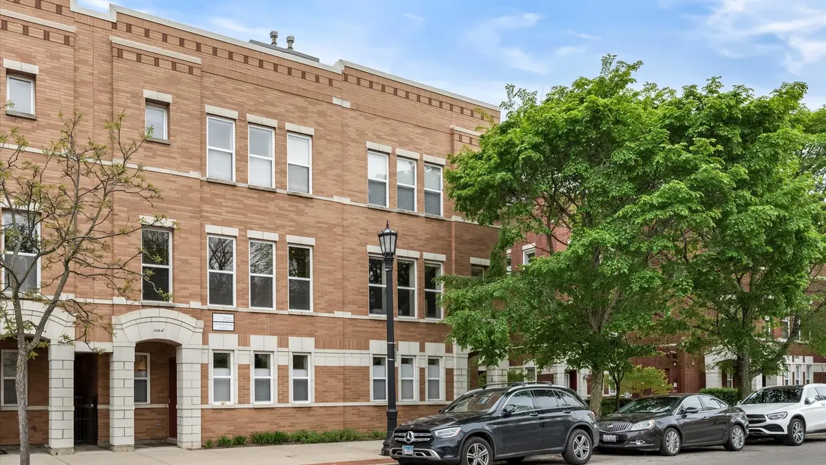 529 Chicago Avenue #A, Evanston, IL 60202 - #1