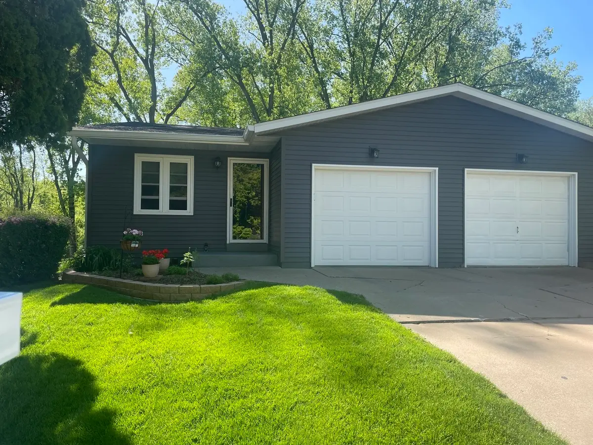 8317 10th Street W, Rock Island, IL 61201 - #1