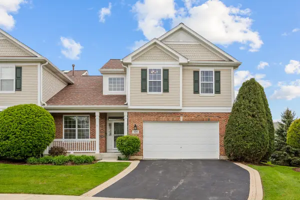 305 Ashby Court, Geneva, IL 60134