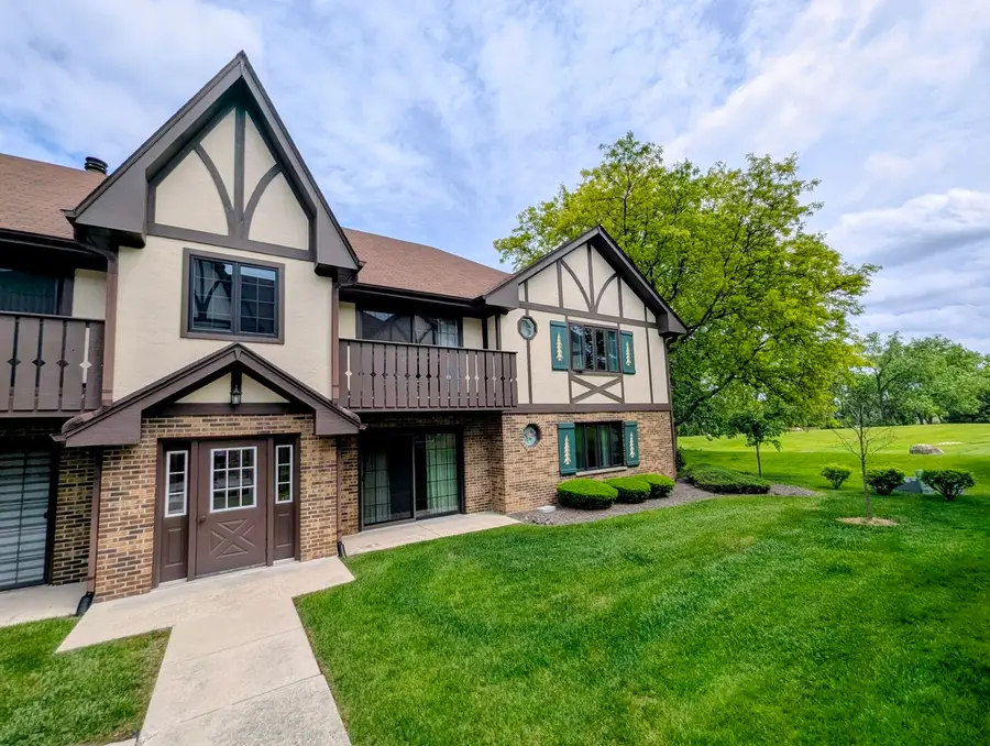 11511 Autobahn Drive E #102, Palos Park, IL 60464 - #2