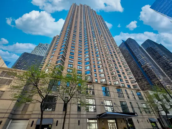 401 E Ontario Street #406, Chicago, IL 60611